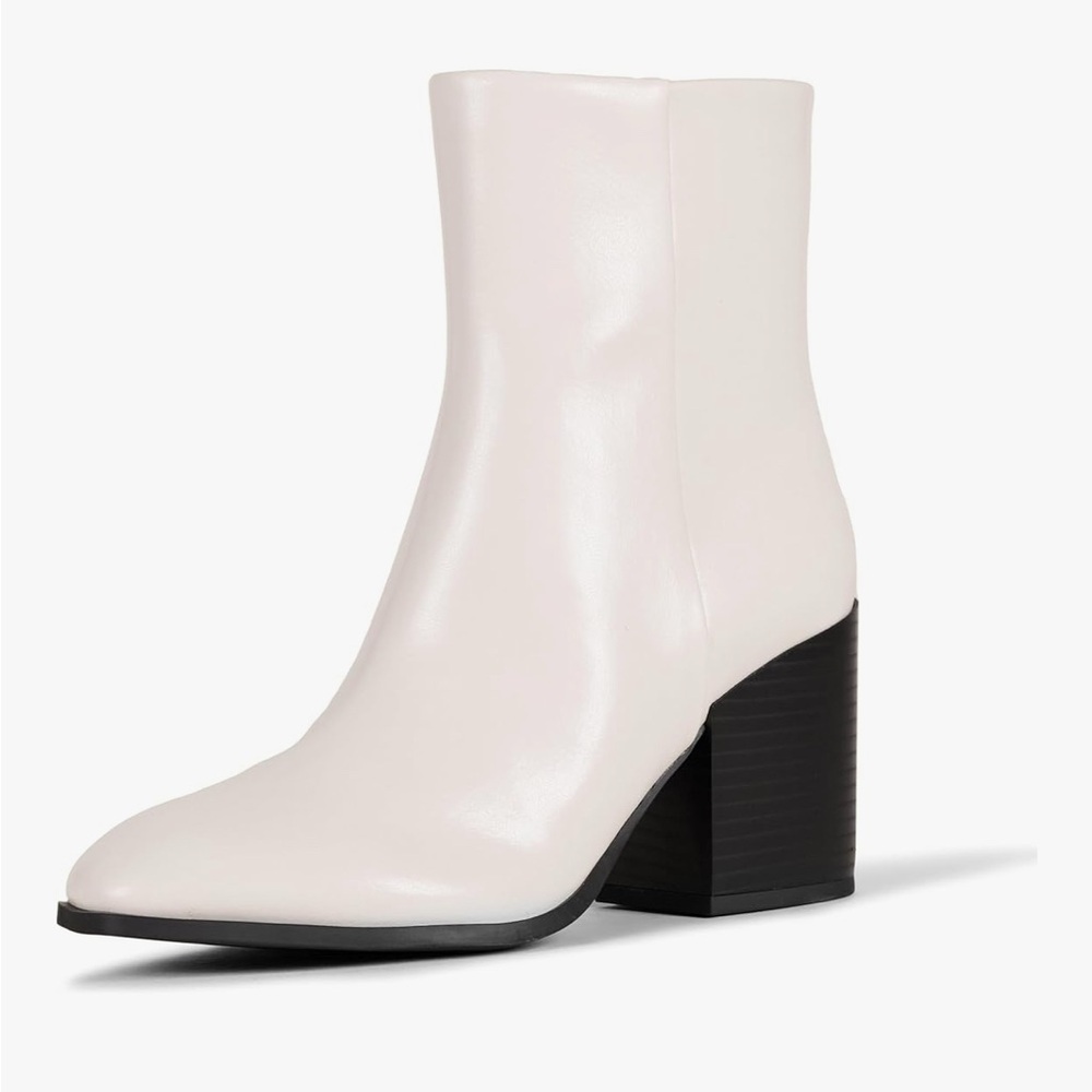 Amazon Essentials Women's Clean Heel Ankle Boots Sz 11 Ivory